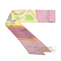 Hermes　Twilly　Les Voitures a transformation　Jaune soufre/　Vieux rose/Vert　Silk