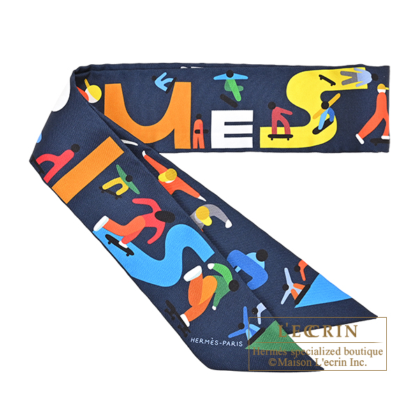 Hermes　Twilly　Figures Libres　Marine/Vert/Multicolor　Silk