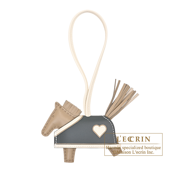Hermes　Rodeo charm Robeo Coeur PM　Beige marfa/Craie/Vert mangrove　Agneau/Swift leather