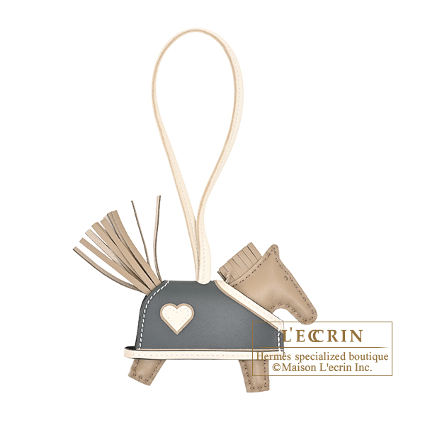 Hermes Rodeo charm Robeo Coeur PM Beige marfa/Craie/Vert mangrove Agneau/Swift leather