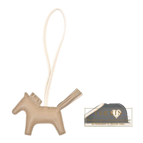 Hermes Rodeo charm Robeo Coeur PM Beige marfa/Craie/Vert mangrove Agneau/Swift leather