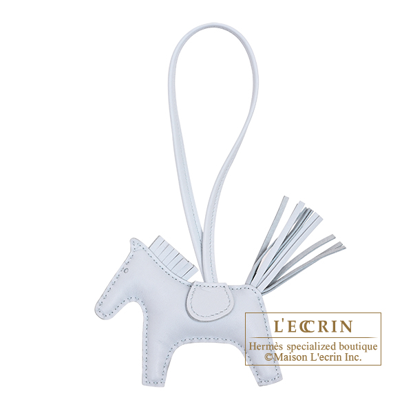 Hermes　Rodeo charm PM　Blue brume　Agneau