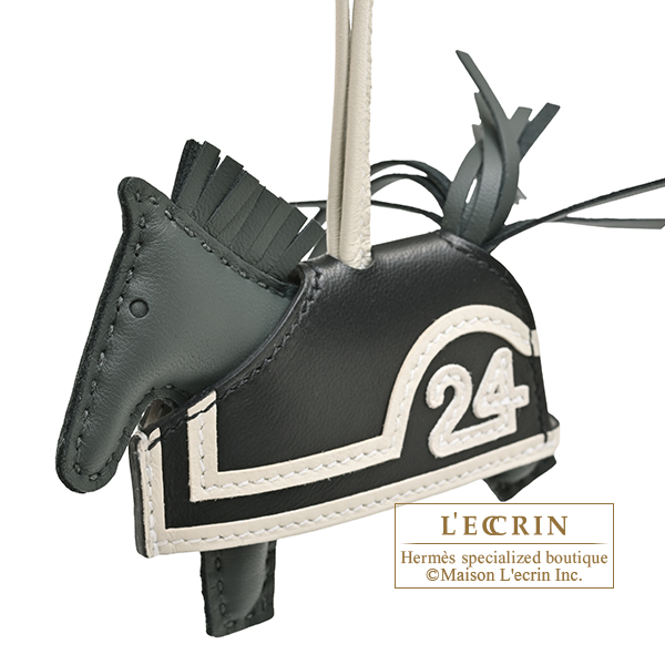 Hermes Rodeo charm Robeo 24 PM Vert mangrove/Craie/Black Agneau/Swift leather