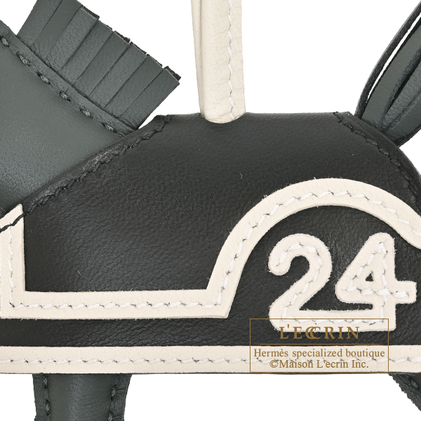 Hermes Rodeo charm Robeo 24 PM Vert mangrove/Craie/Black Agneau/Swift leather