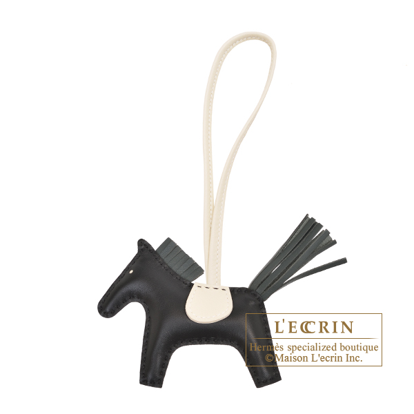Hermes　Rodeo charm PM　Black/　Vert mangrove　Agneau
