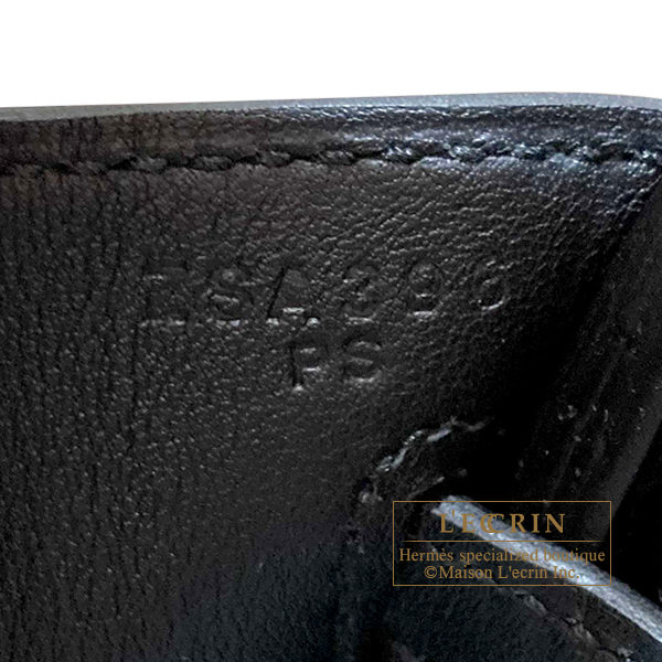 🆕 AUTHENTIC HERMES BIRKIN 25 BLACK SWIFT IN GOLD HARDWARE, Luxury