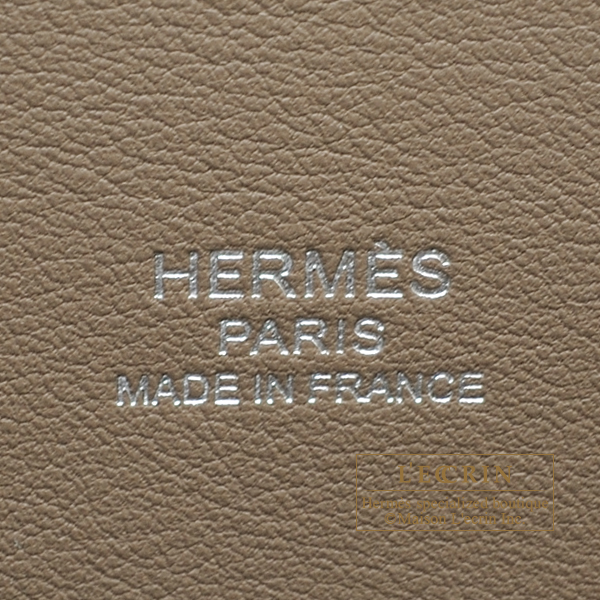Shop HERMES Bolide 2021 SS New Hermes Bolide 1923 Size 25 Etoup by Aoakua