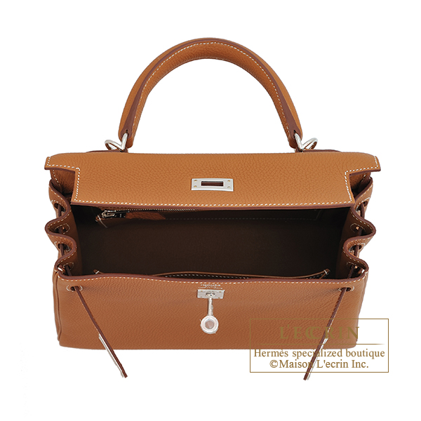 Hermes Kelly 25 in Brown Togo Leather and Gold Hardware, Luxury, Bags &  Wallets on Carousell