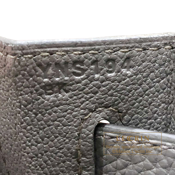 Hermes Kelly 28 Etoupe Gray Grey Togo Leather Gold Hardware NEW